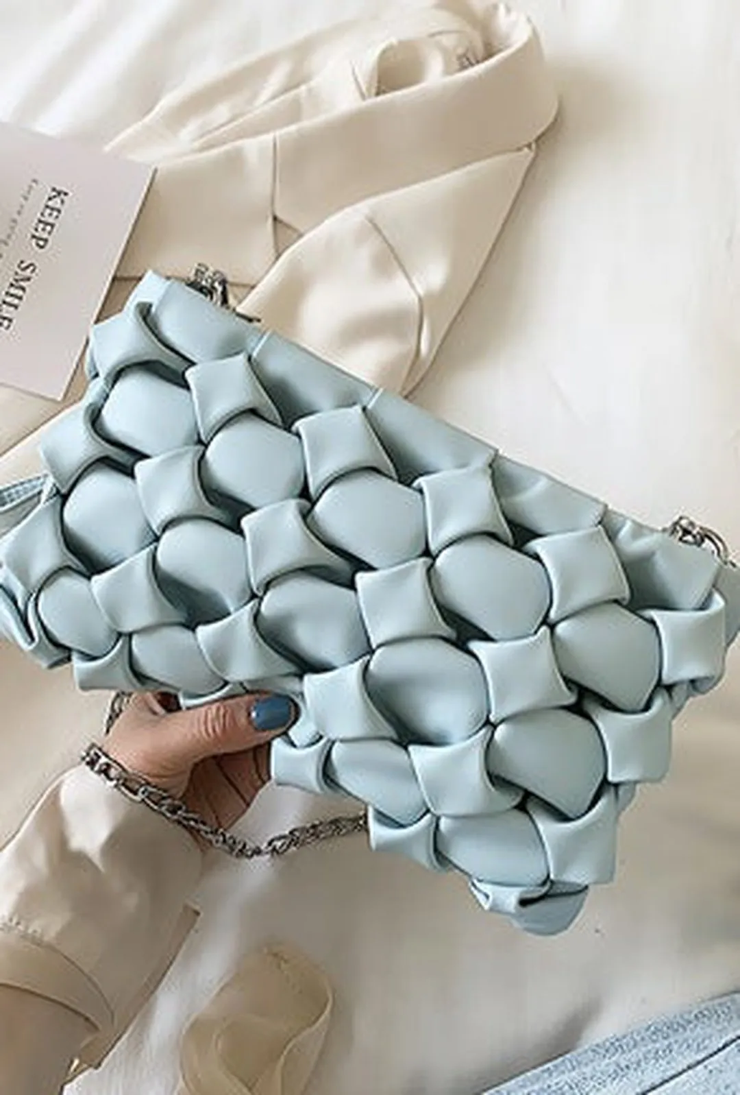 ABEJE - WEAVE CLUTCH BAG