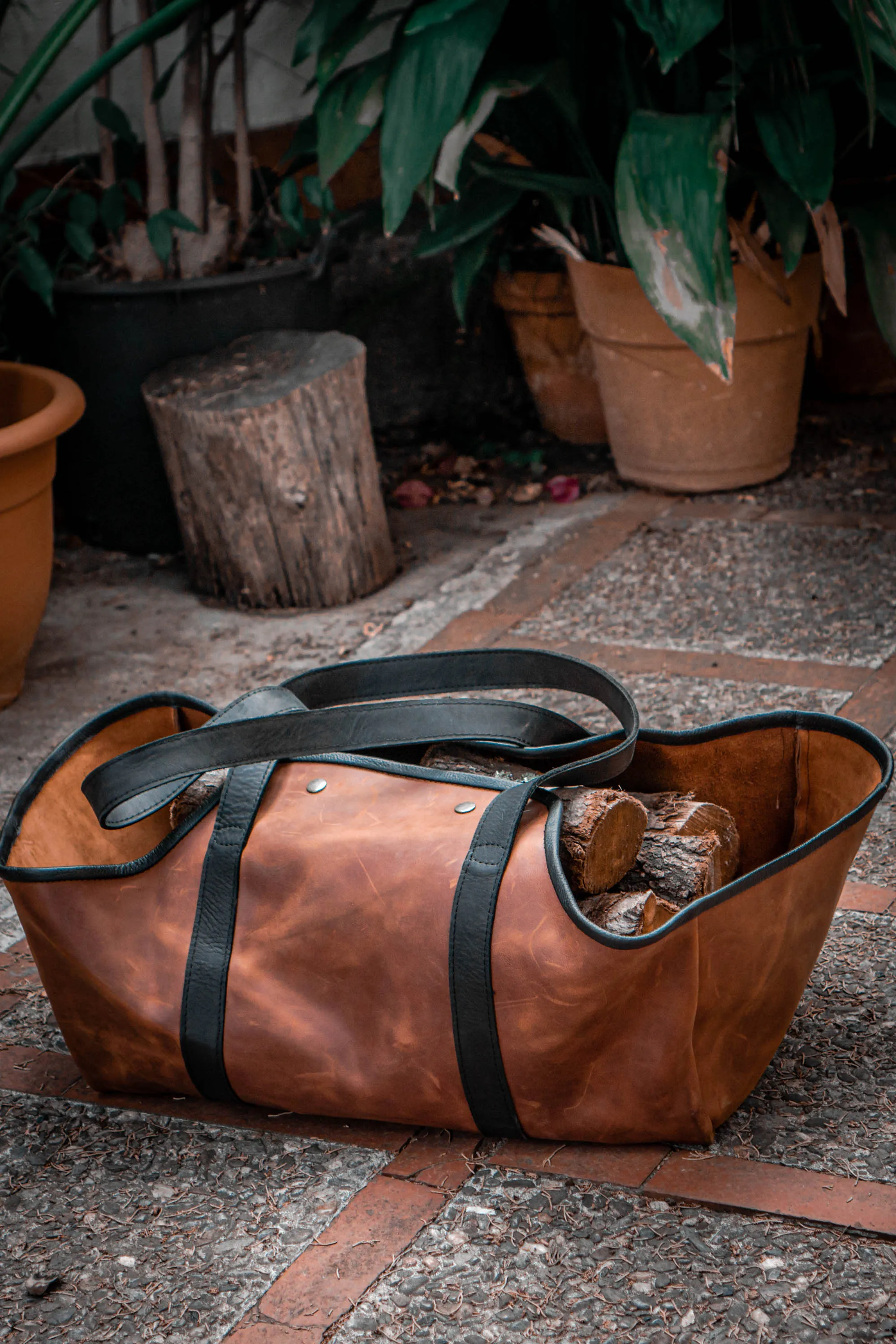 Handmade Leather Log Carrier: Effortless Firewood Bag for Easy Transport