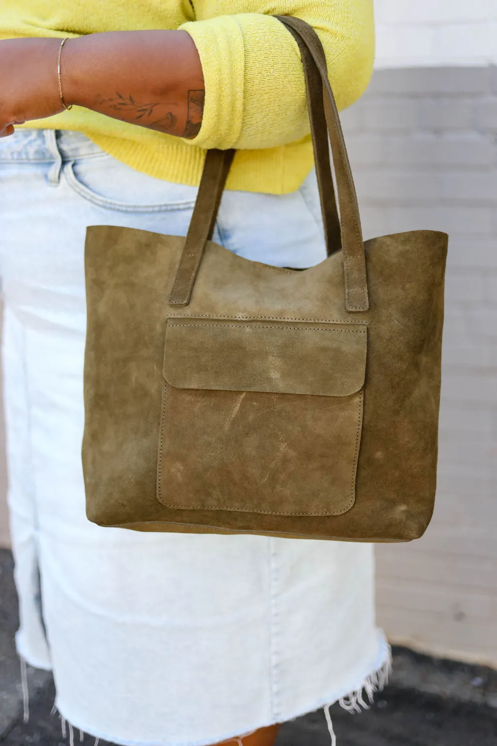 Meron Tote with Large Pocket